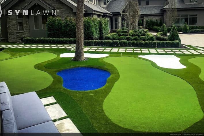image of SYNLawn Honolulu HI residential frontyard golf putting greens